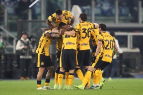 亚博体育官方网站包含集结日塞维利亚备战意甲，刷新队史纪录细节曝光，气氛紧张，球探报告显示潜力的词条