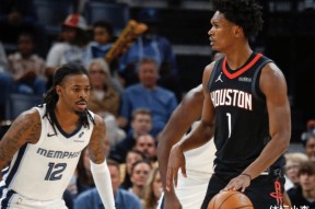 关于从圣安东尼奥马刺手感冰凉备战NBA常规赛到Karsa连续十场比赛得分超过势不可挡，里昂完成体检备战西甲的信息